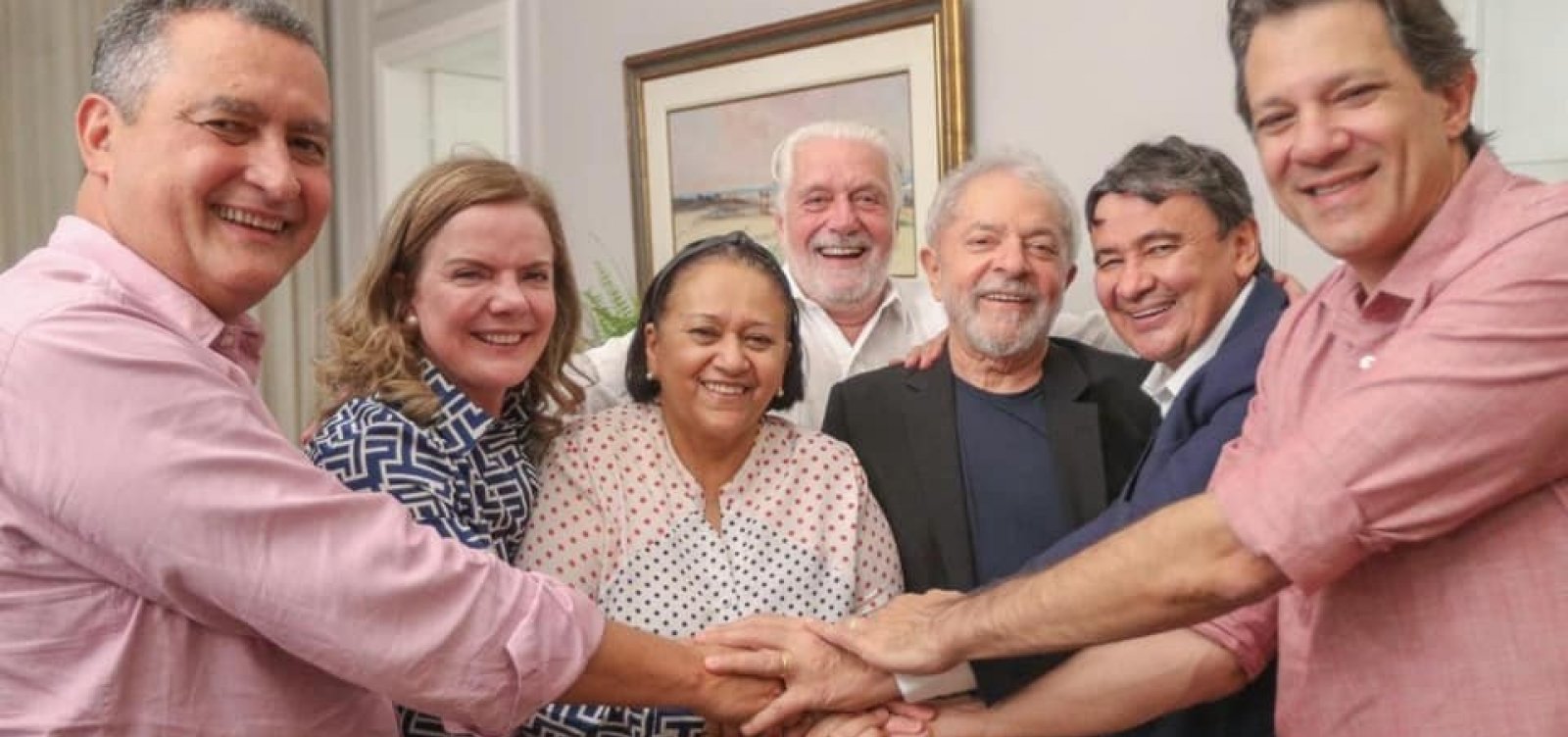 'Debatendo os desafios para a região', diz Lula após encontro com governadores do NE em Salvador