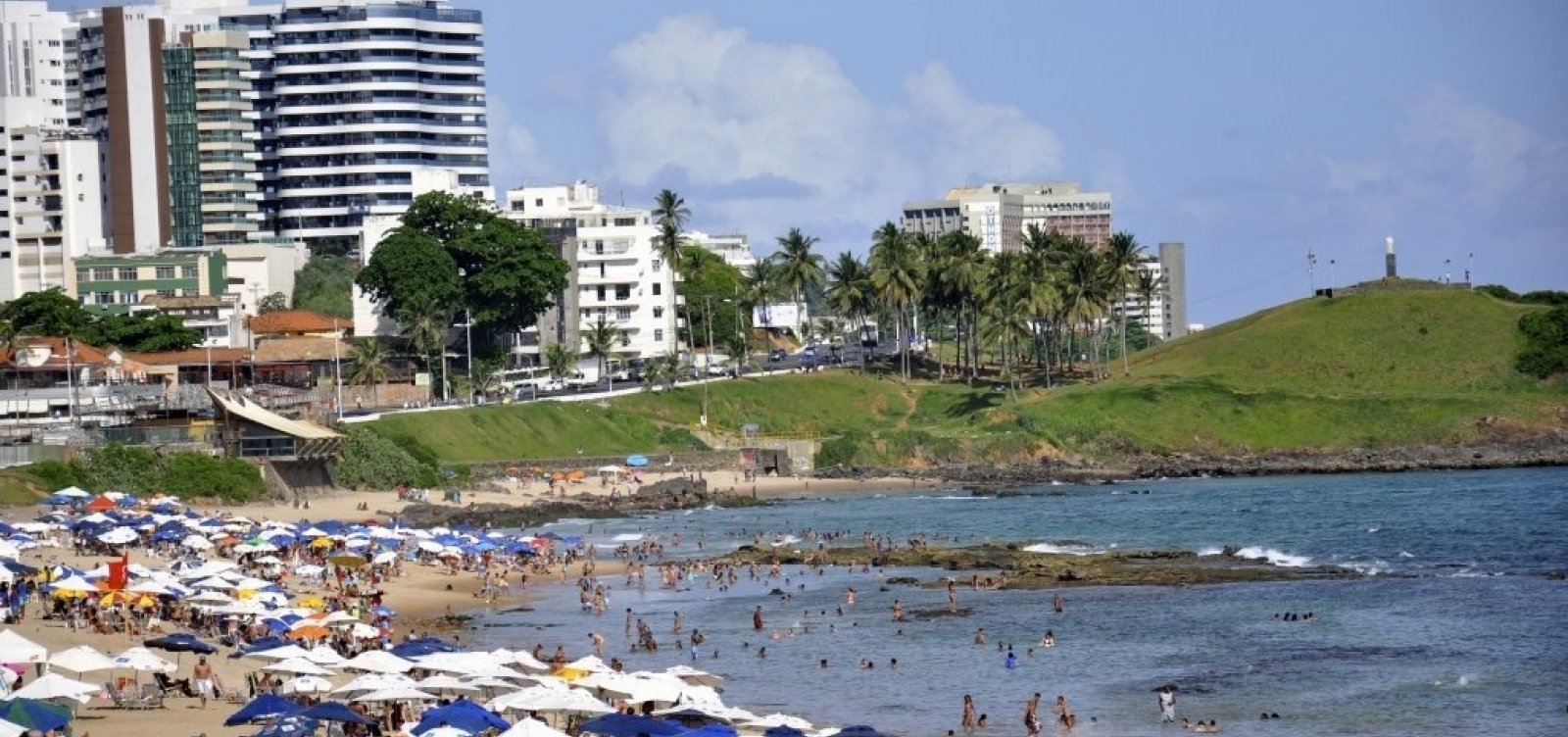 Salvador tem seis praias impróprias para banho neste fim de semana; confira lista