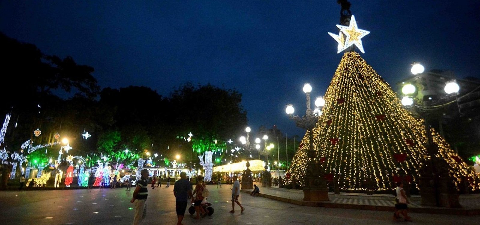 Iluminação natalina no Campo Grande terá perímetro de segurança no trânsito a partir de amanhã