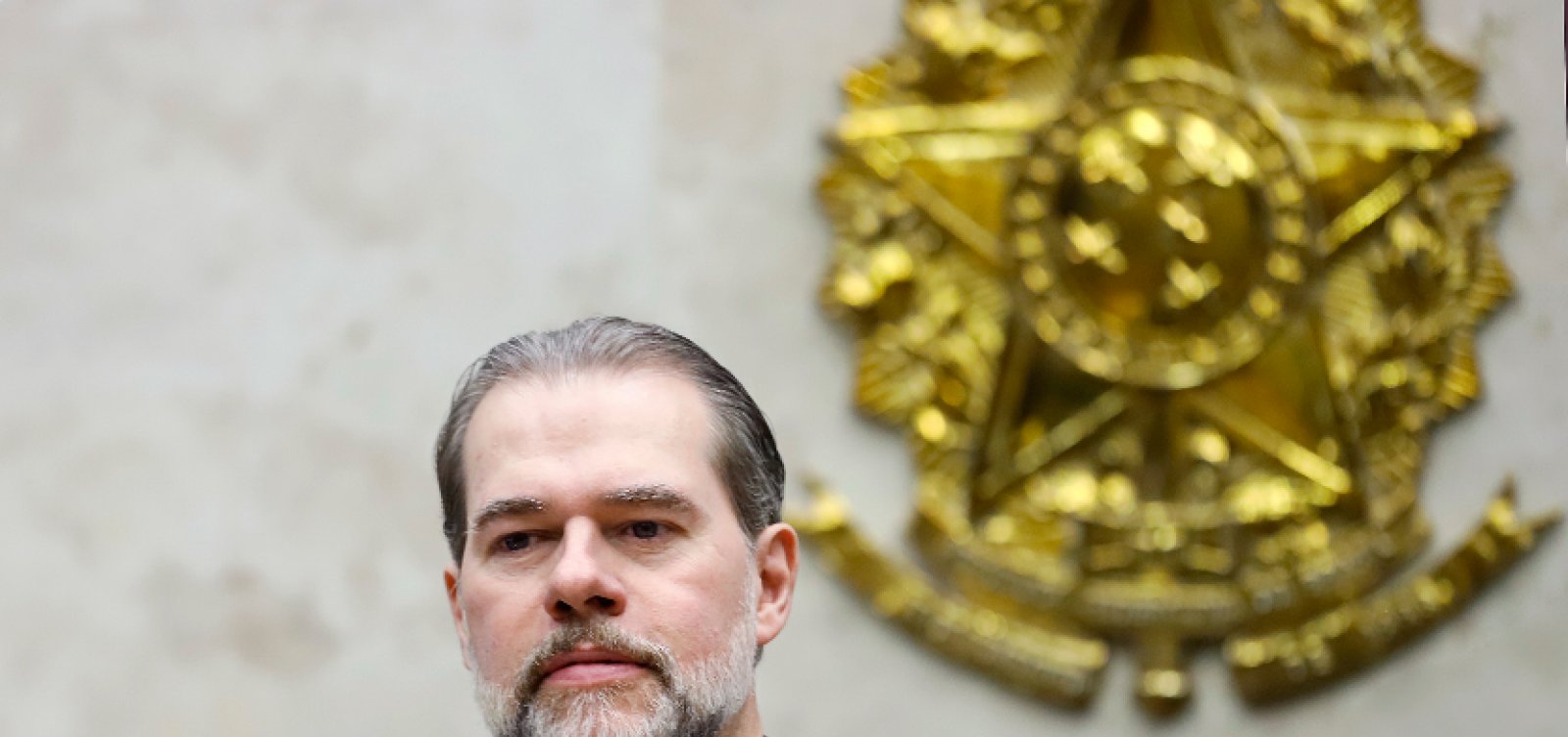 Presidente do STF reage à fala de Guedes e diz que AI-5 é incompatível com a democracia