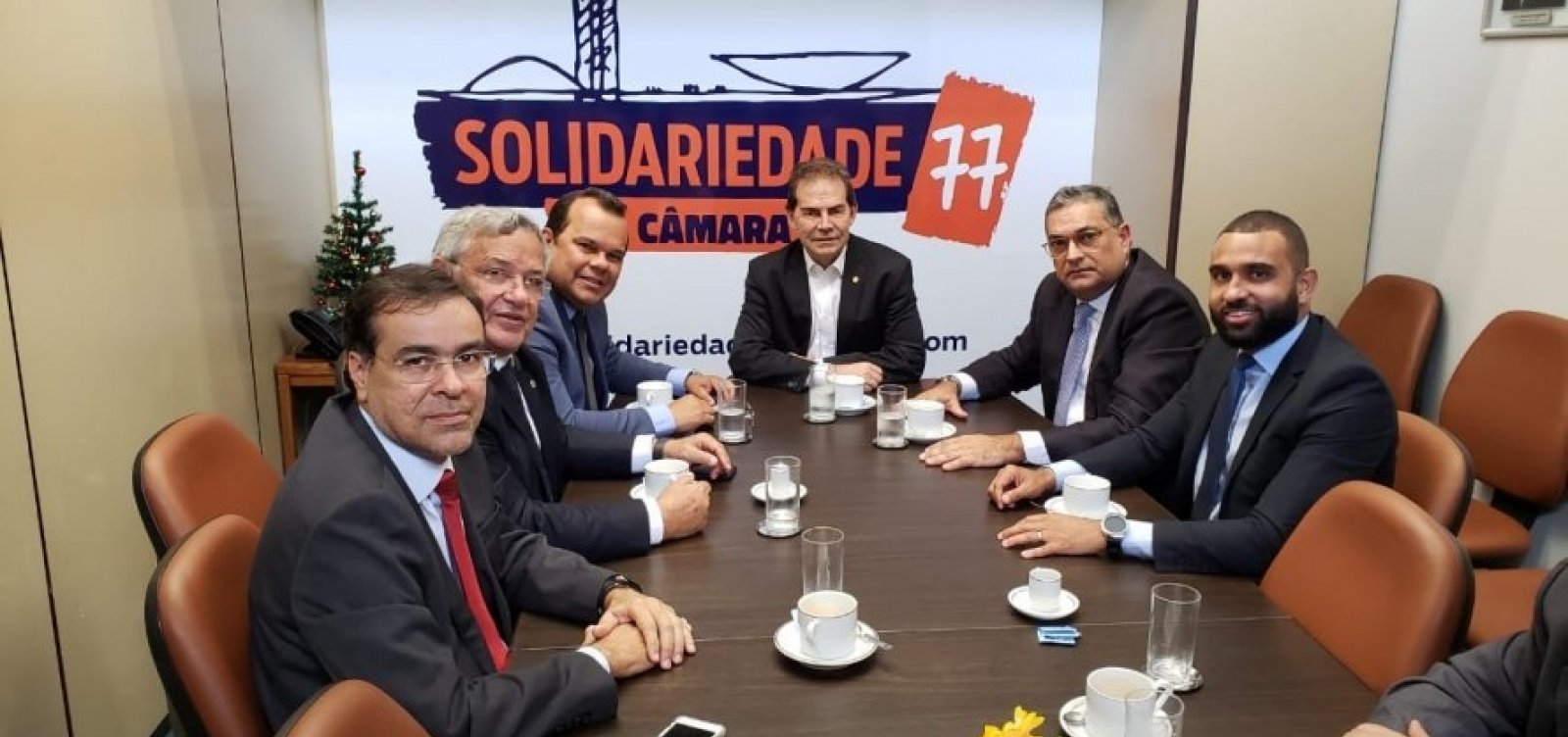 Bloco partidário liderado por Geraldo Júnior faz articulações de olho em 2020 em Brasília