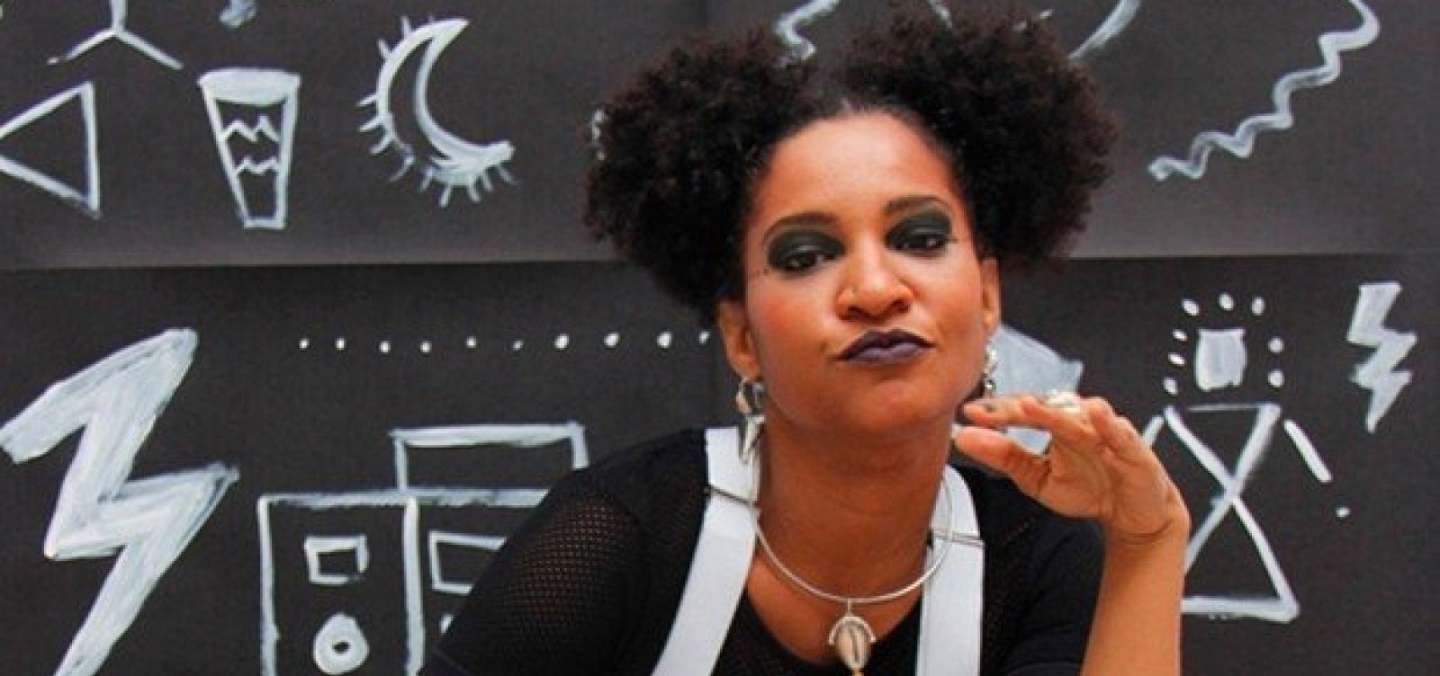 Larissa Luz e Lazzo se apresentam em show gratuito no Comércio