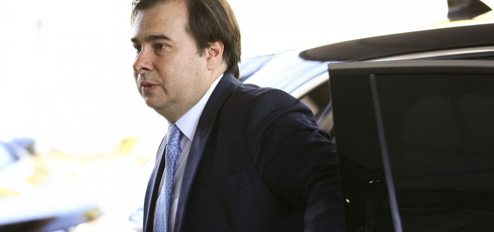 Guedes sabe que errou ao falar em AI-5, diz Maia