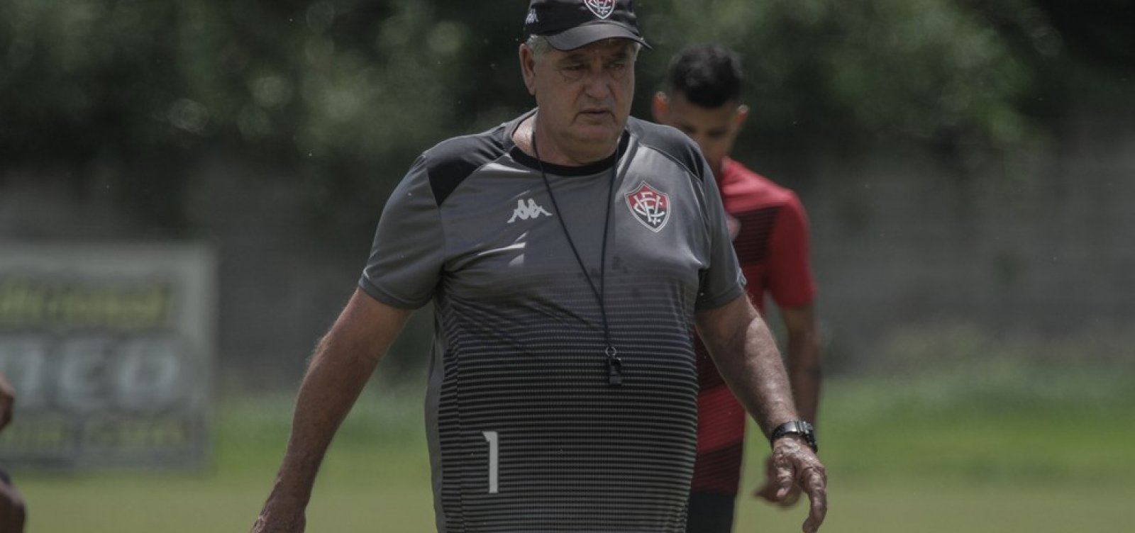 Geninho não garante que fica ou sai do Vitória: 'Não tenho nada definido'