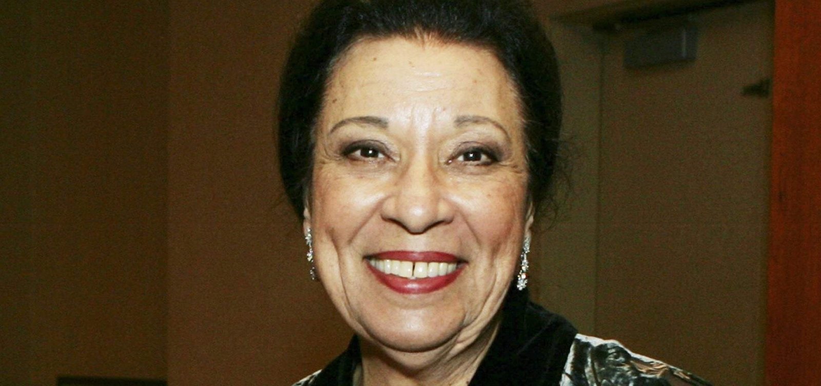 Morre Shelley Morrison, da série 'Will & Grace', aos 83 anos