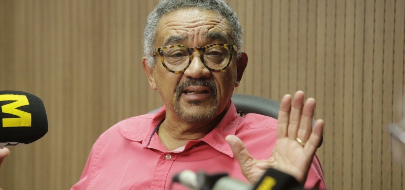 Negação da existência do racismo por chefe da Fundação Palmares é 'crime', afirma Muniz Sodré