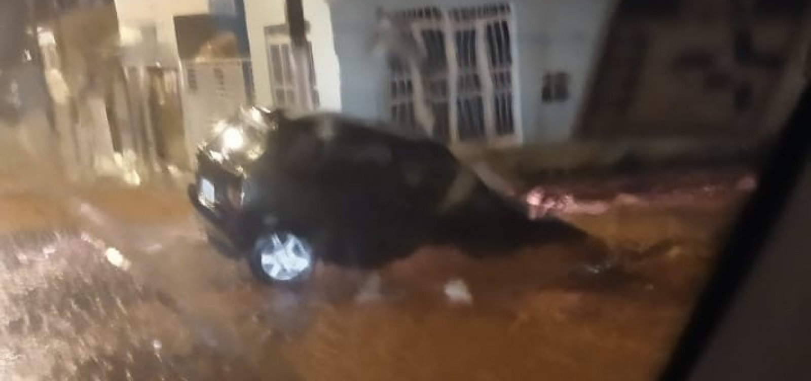 Médico morre após ser arrastado pela água da chuva em Caetité