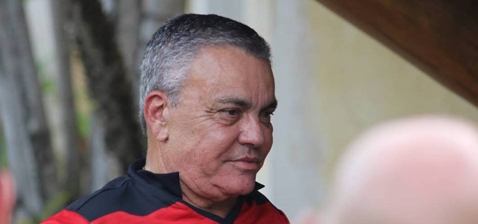 Vitória já quitou praticamente todos os atrasos salariais com atletas e funcionários, diz Paulo Carneiro