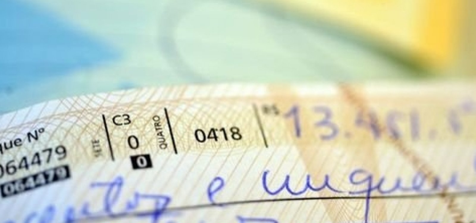 Maioria dos bancos isentará cobrança da tarifa do cheque especial