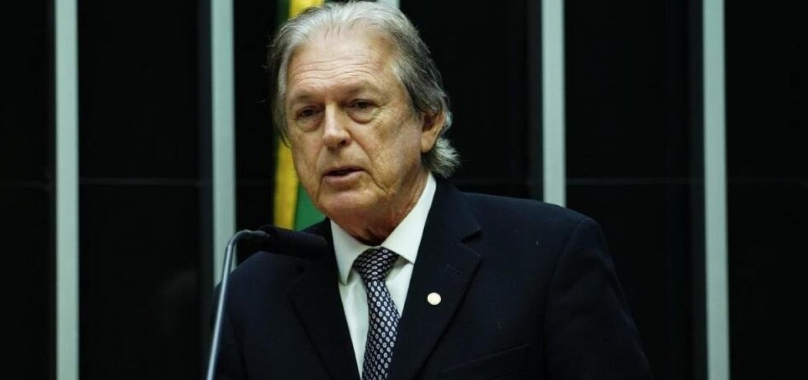 Após saída de Bolsonaro, PSL diz diz ter aumento de 15 mil filiados