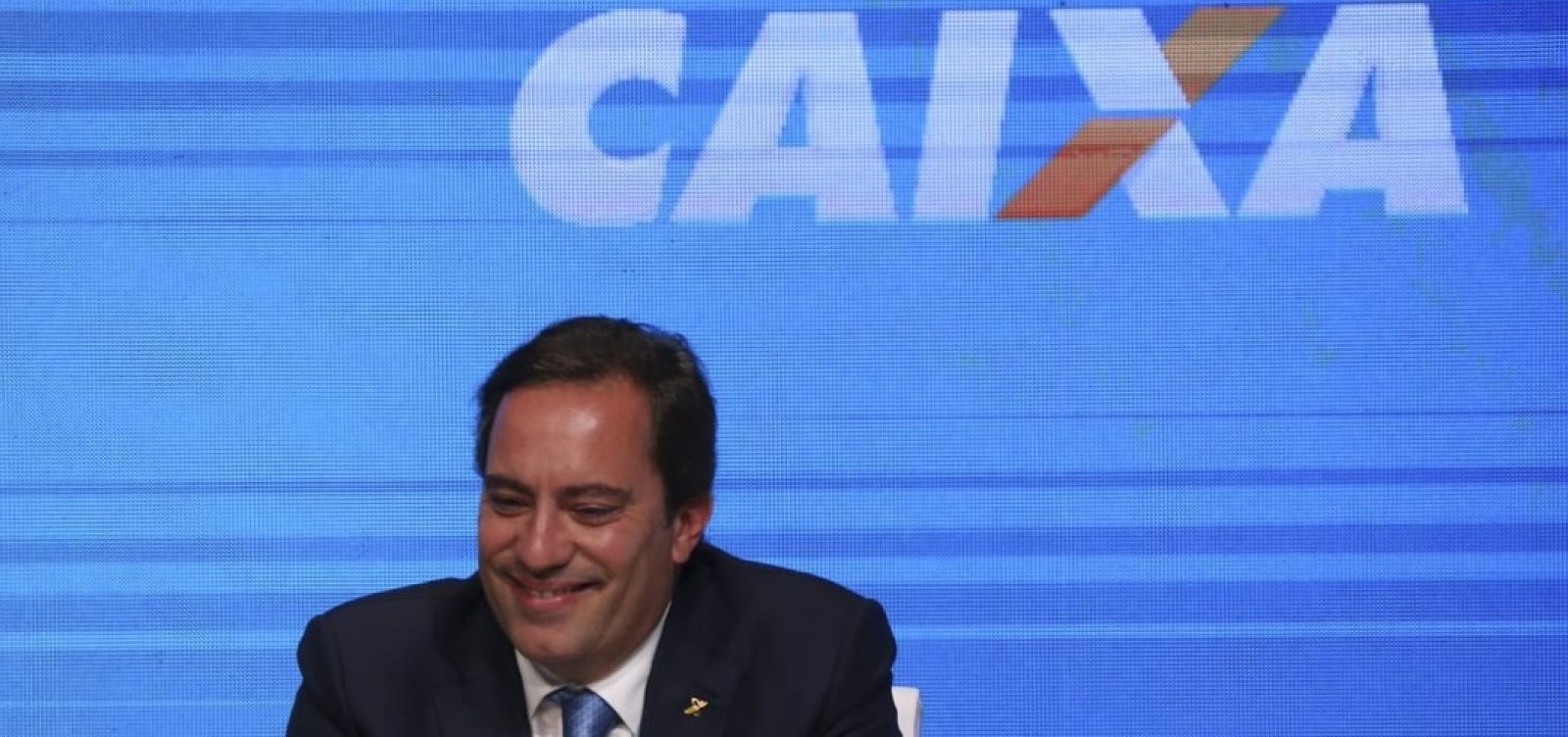Presidente da Caixa fixa meta de reduzir juro do cheque especial para até 2% ao mês