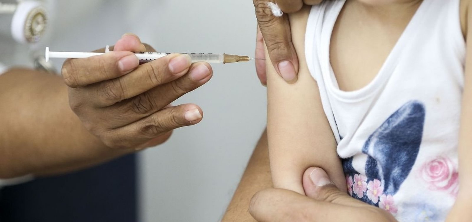 Bahia recebe 60 mil doses da vacina pentavalente