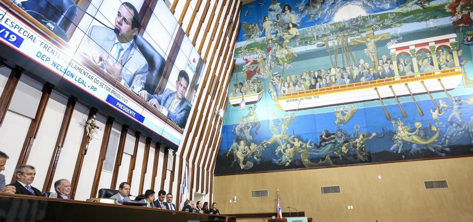 Rui envia à Alba projeto que ajusta salários dos professores ao piso nacional