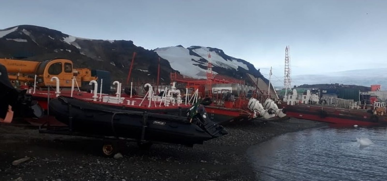 Após incêndio, base de pesquisa na Antártica será reinaugurada hoje