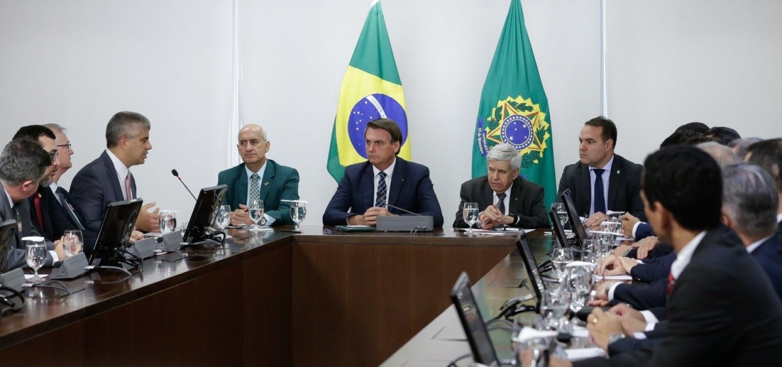 Secretário cobra de Bolsonaro rapidez em repasse de recursos de loterias para os Estados 