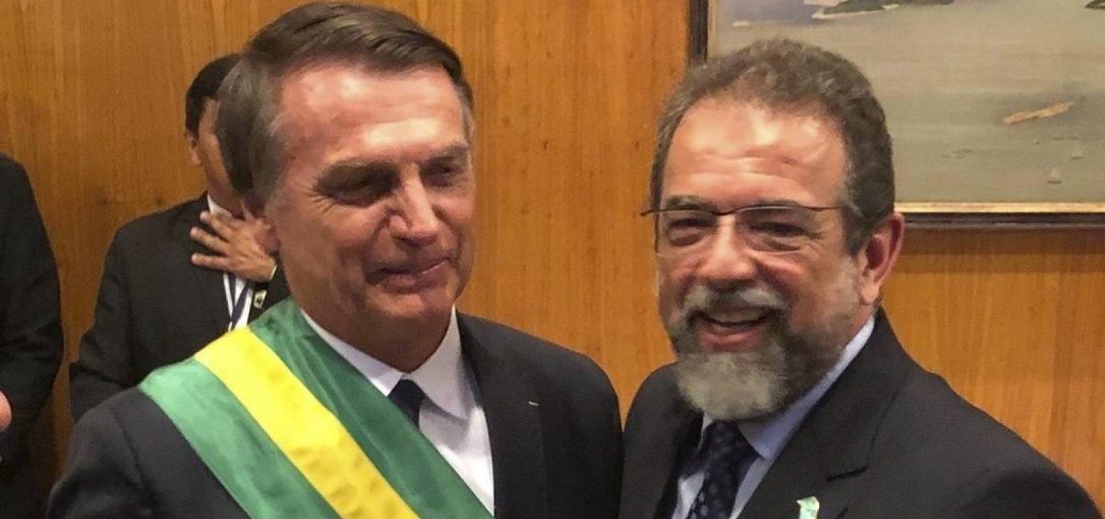 Nenhuma indústria bélica vai investir no Brasil sem redução de impostos, diz presidente da Taurus