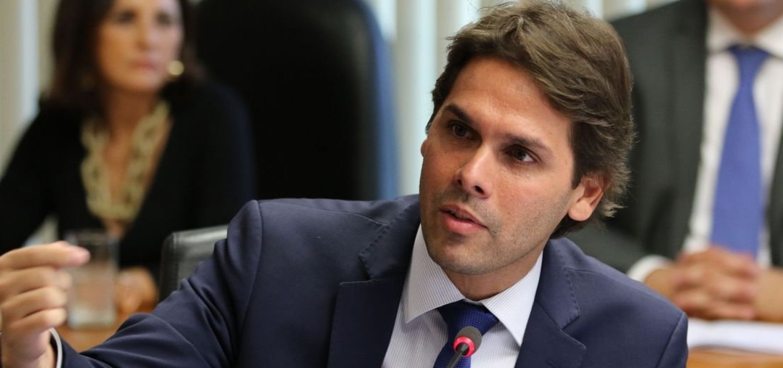 Governo anuncia demissão do presidente do INSS, Renato Rodrigues Vieira