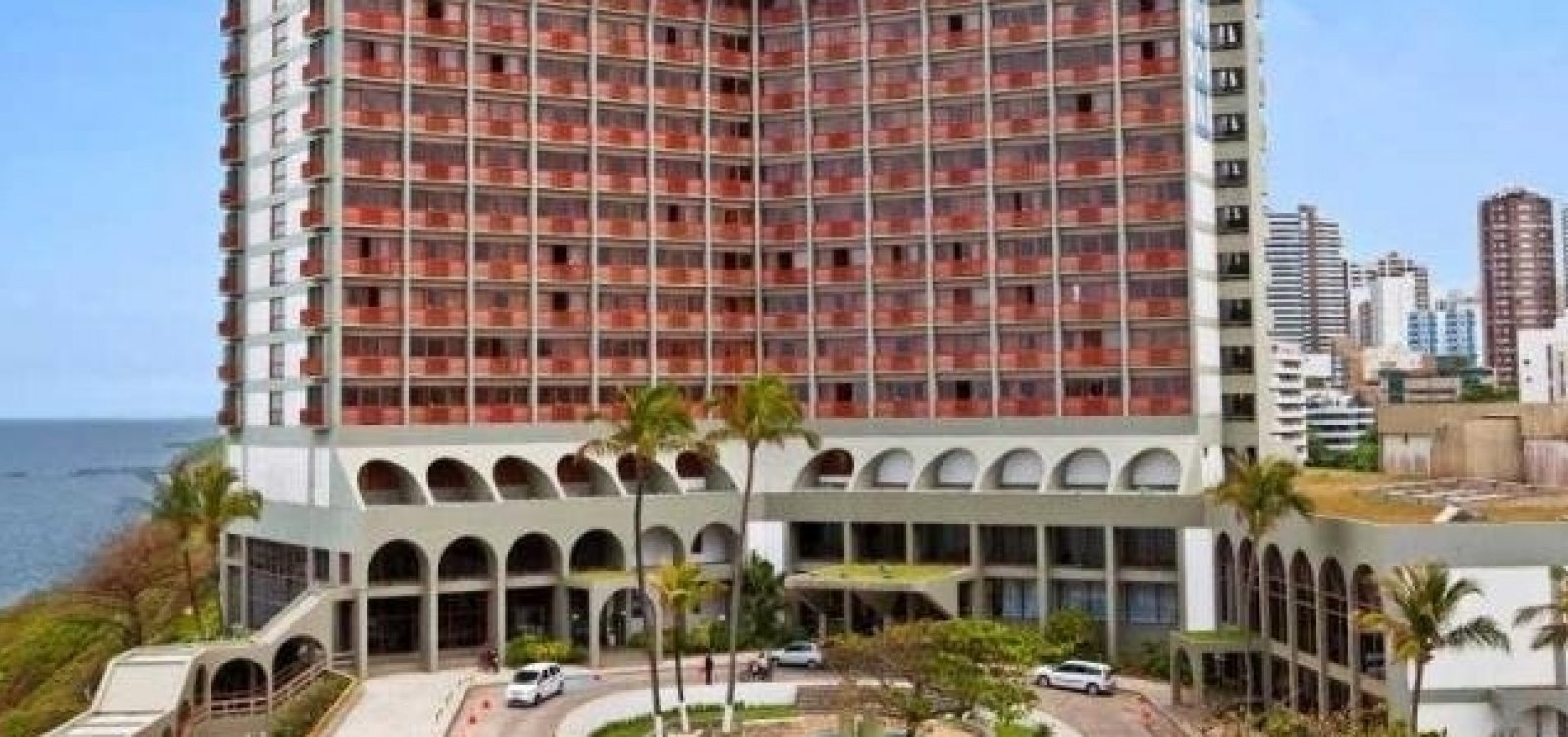 Rede Othon nega venda de prédio em Salvador