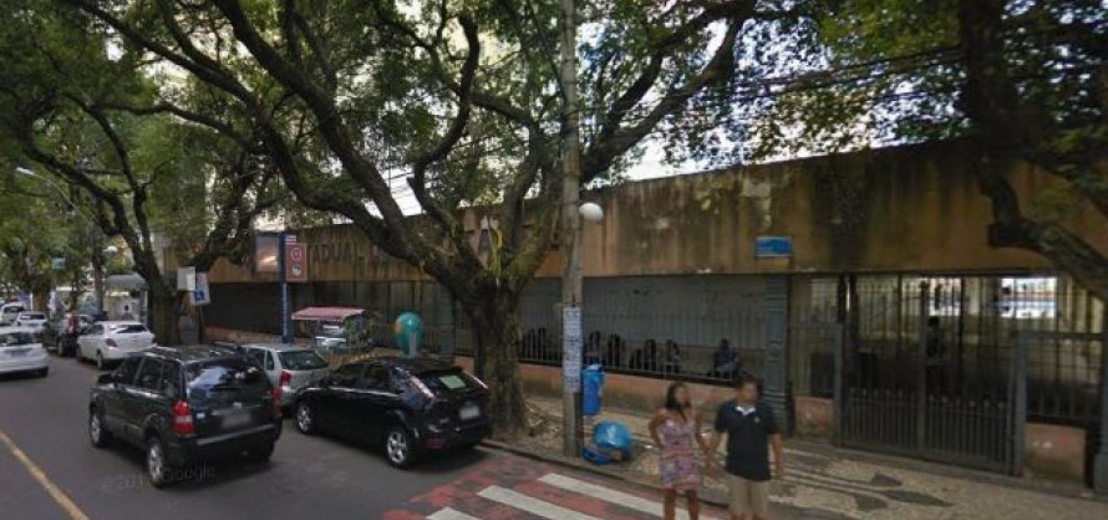 Rui sanciona venda do Colégio Odorico Tavares, em bairro nobre de Salvador
