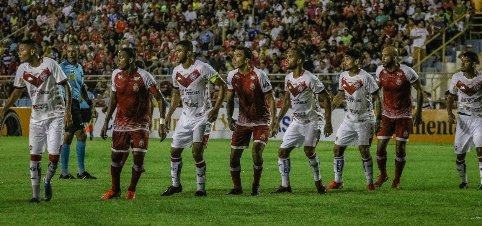 Vitória empata com Imperatriz e avança na Copa do Brasil