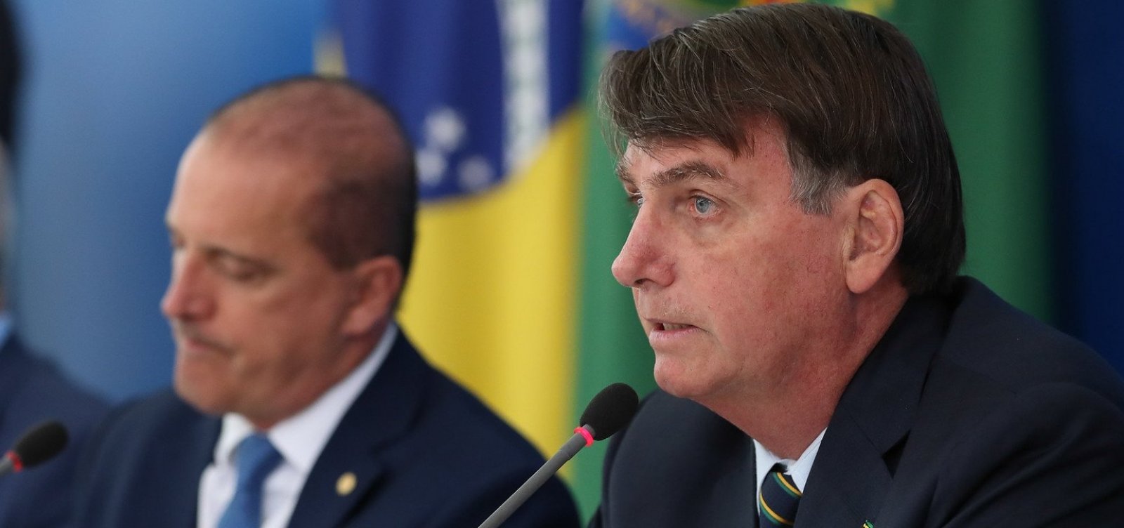 Bolsonaro tira Onyx Lorenzoni da Casa Civil e convida general para o cargo