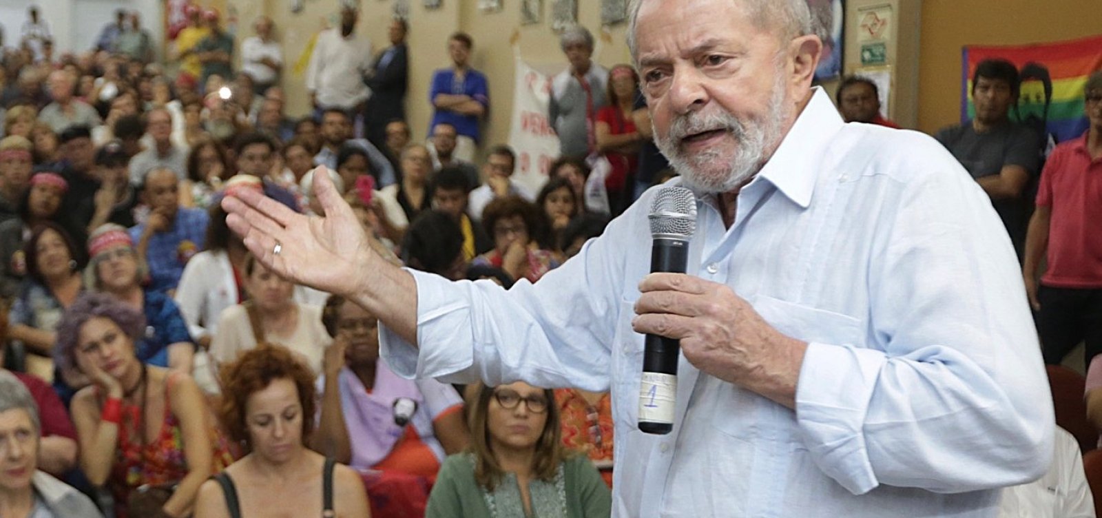 'Essa gente não suporta a ascensão social dos mais pobres', diz Lula sobre Guedes