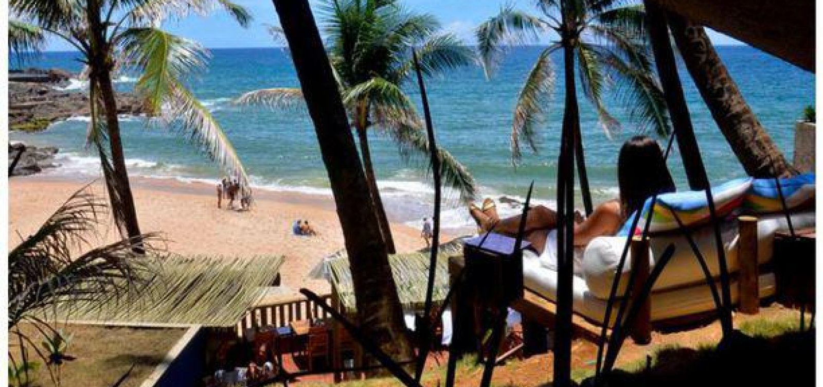 Após denúncia de moradores, Blue Praia Bar diz que fiscais não encontraram irregularidades