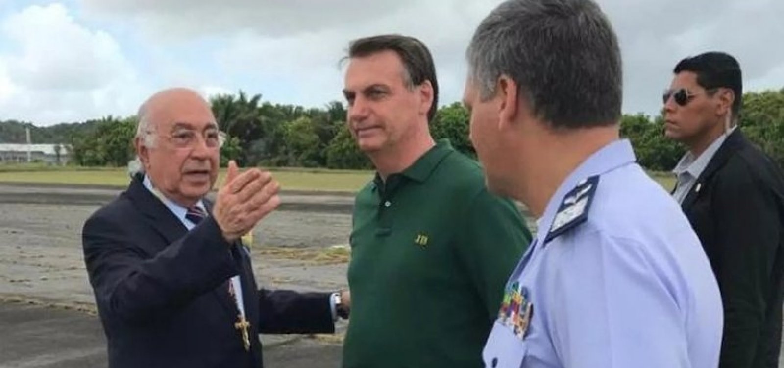  'PM da Bahia, do PT' matou o capitão Adriano, diz Bolsonaro