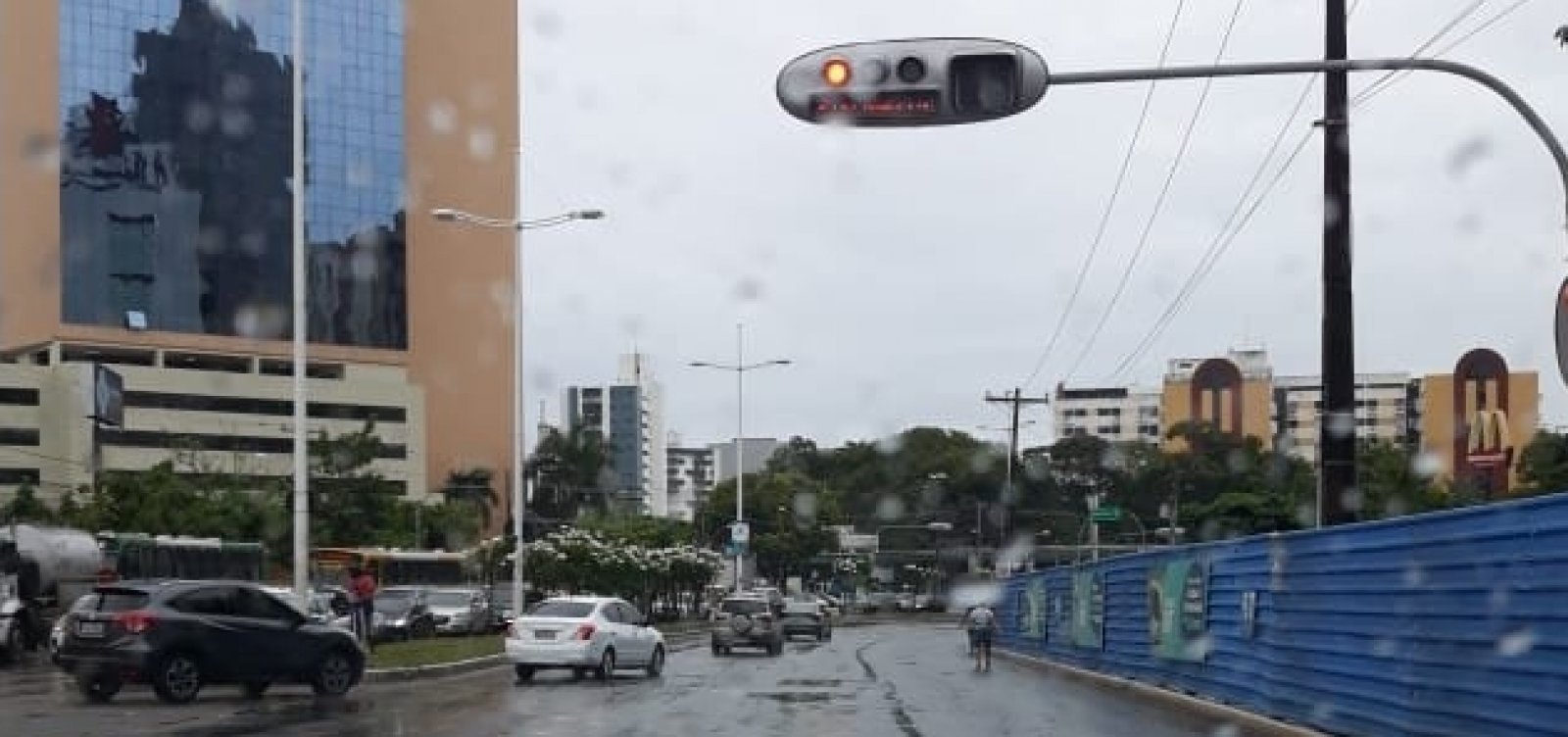 CAB, Liberdade e Bom Juá registram maior volume de chuvas hoje