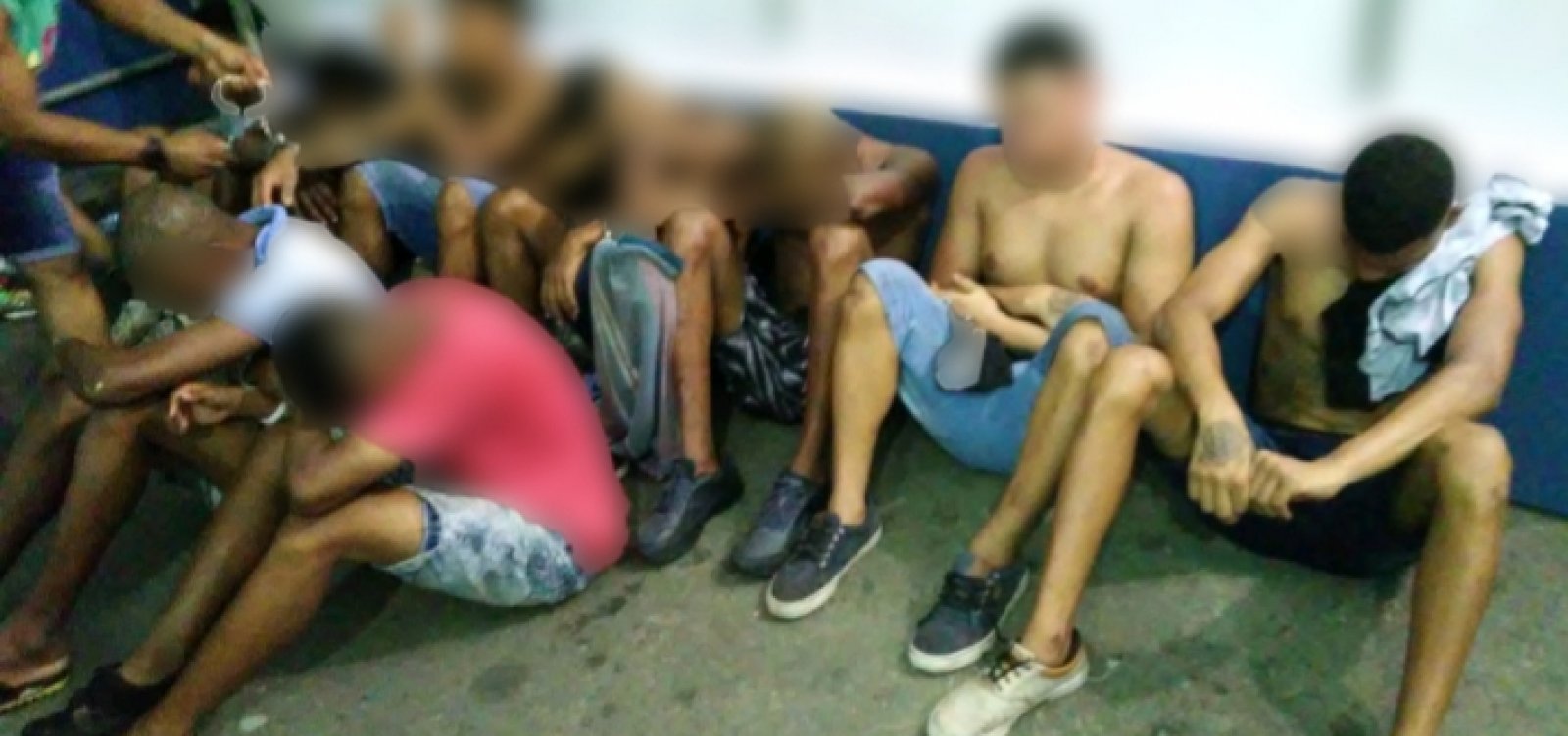 Infiltrados da Polícia Civil capturam 10 assaltantes na Barra