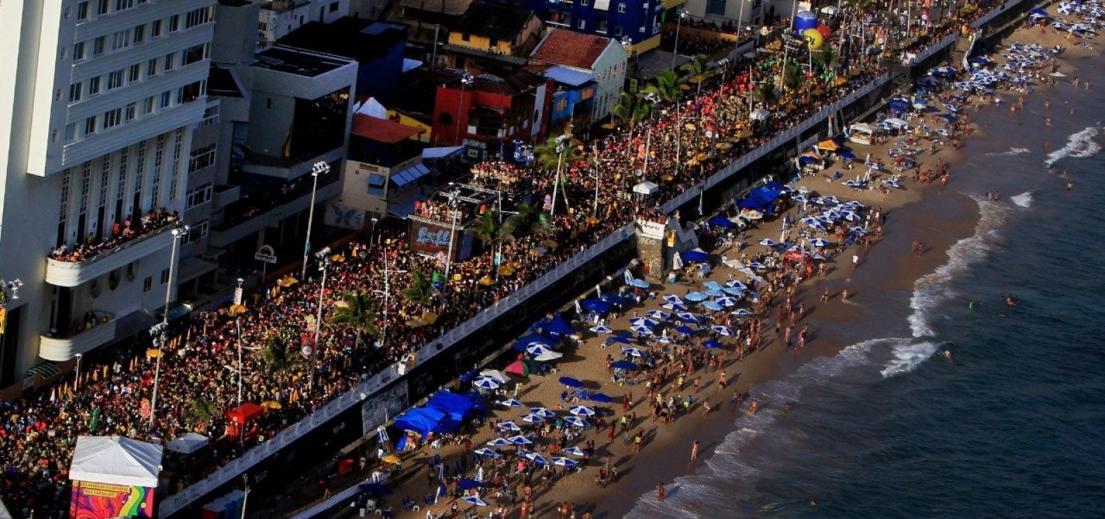 Carnaval: 854 mil turistas visitaram a capital baiana