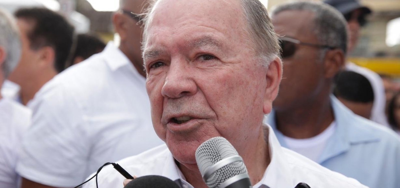 Após três dias internado em hospital, vice governador da Bahia tem alta 