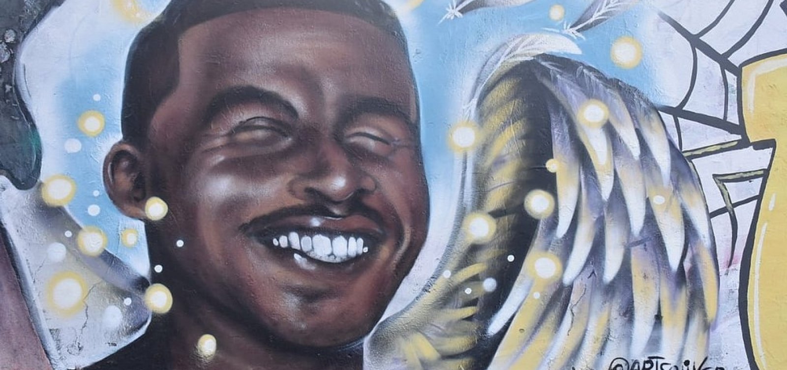 Amigos de Scank homenageiam artista com 'grafitaço' nos Barris