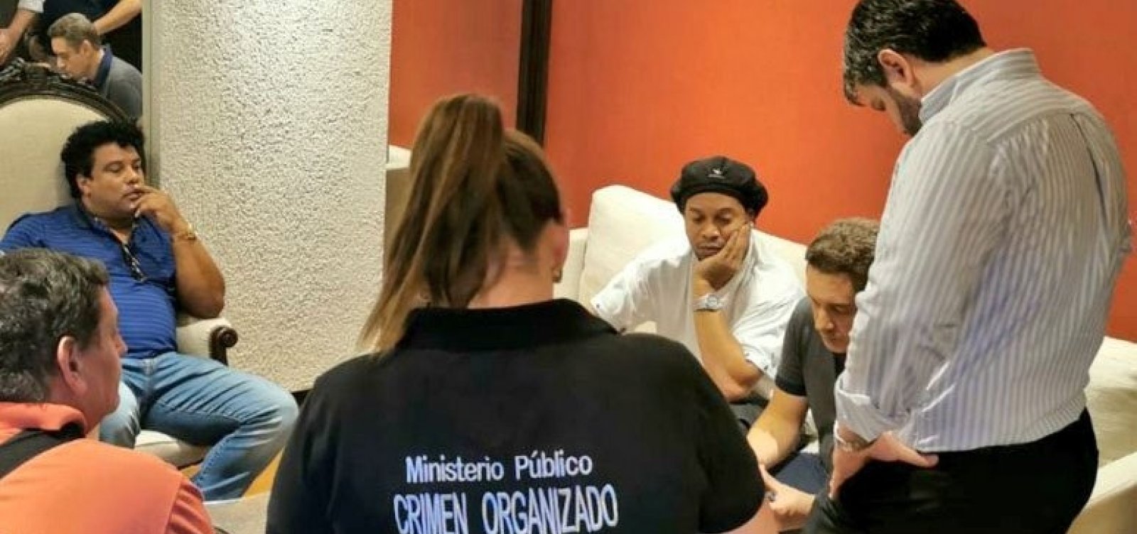 Justiça do Paraguai nega prisão domiciliar a Ronaldinho Gaúcho e irmão