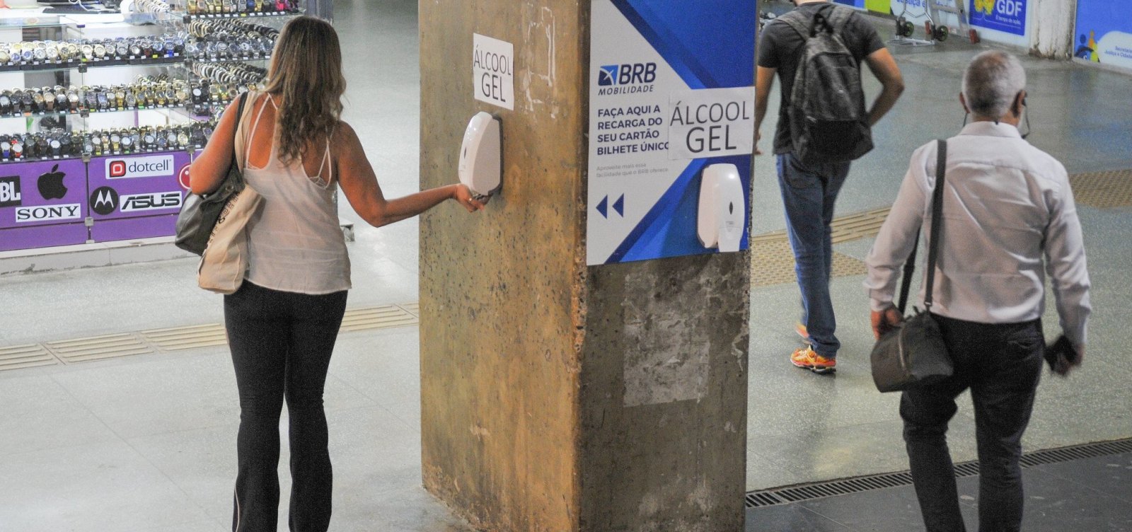 Brasil tem 301 casos de coronavírus, apontam secretarias