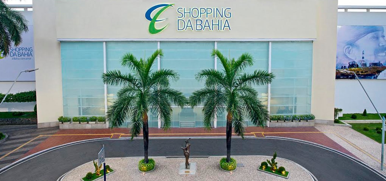 Diretor diz que Shopping da Bahia está aberto para cliente ter 'necessidades básicas atendidas'