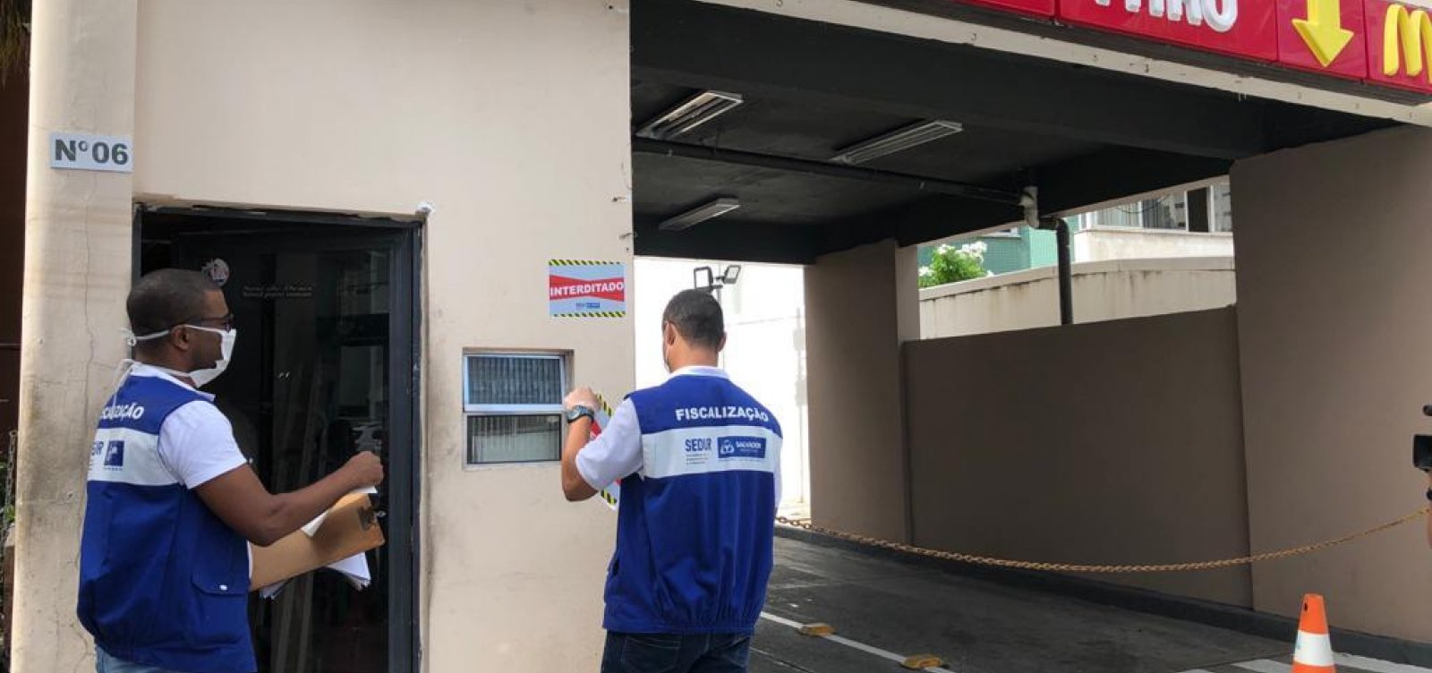 Prefeitura interdita Mc Donalds da Graça por descumprimento do decreto contra coronavírus