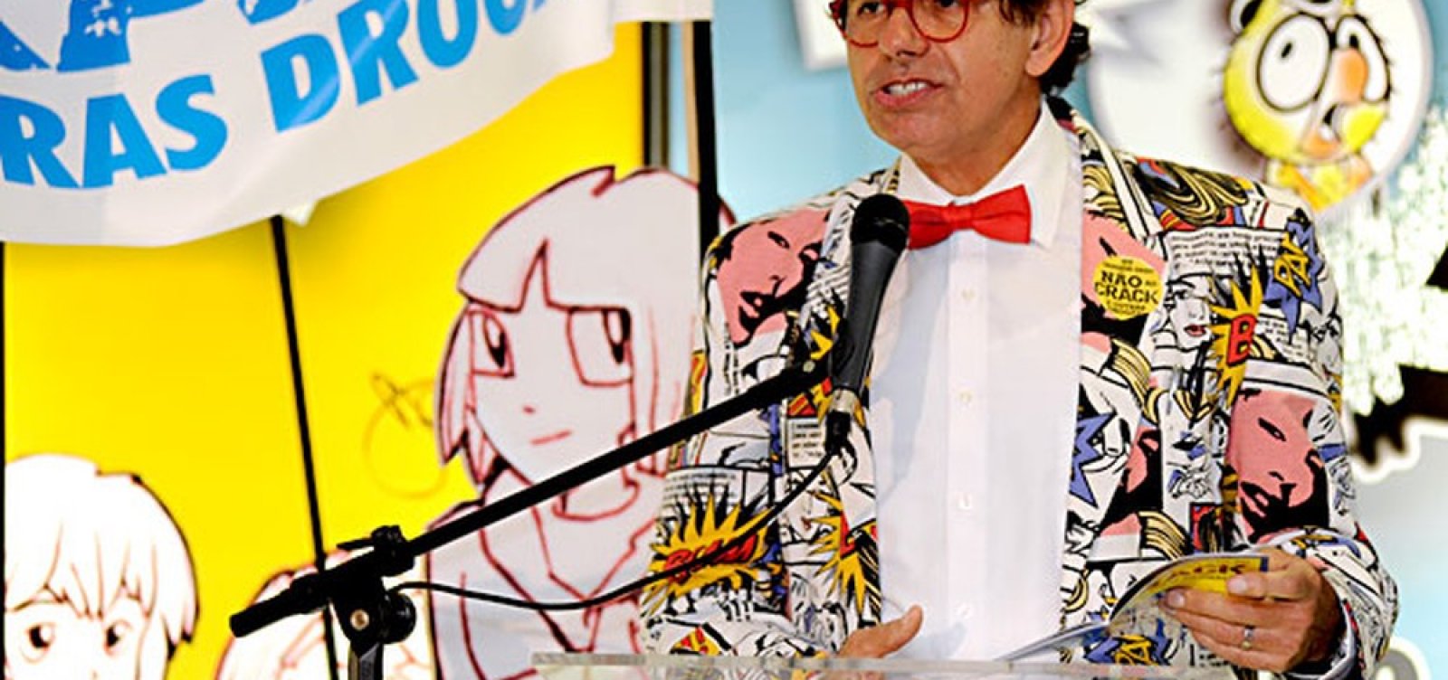 Artista plástico Daniel Azulay morre vítima de coronavírus aos 72 anos