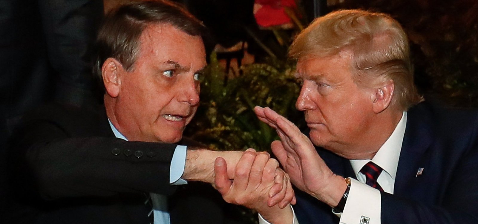 Bolsonaro evita comentar isolamento ampliado nos EUA: 'Brasil é diferente'