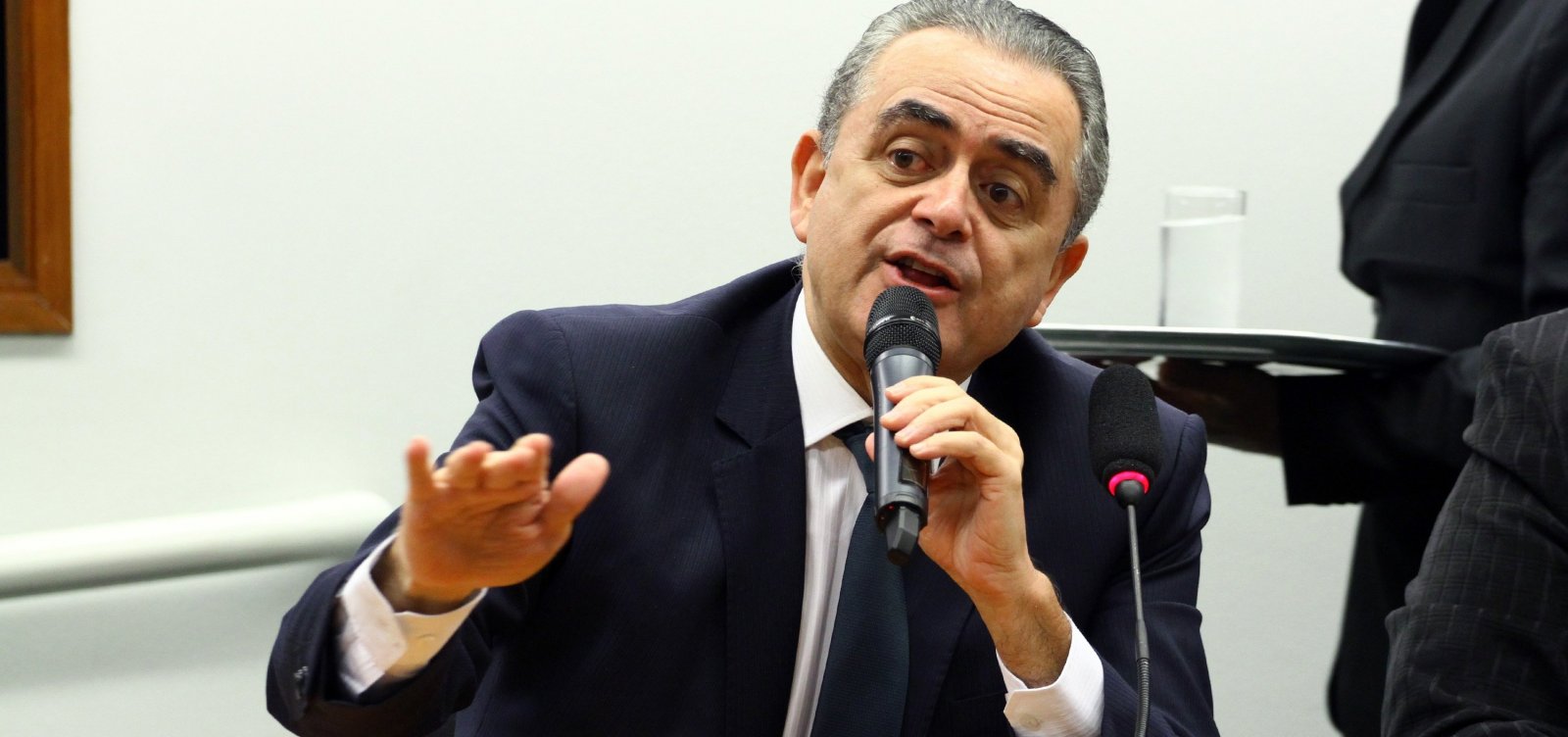 Morre deputado federal Luiz Flávio Gomes, aos 62 anos