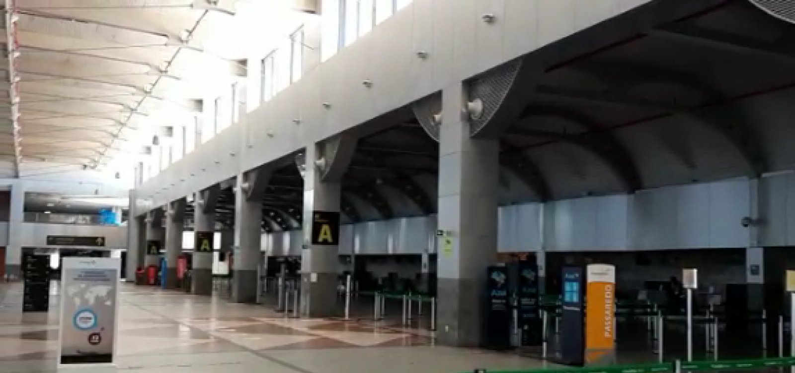 Com queda no fluxo de voos, Aeroporto de Salvador reduz área de operação