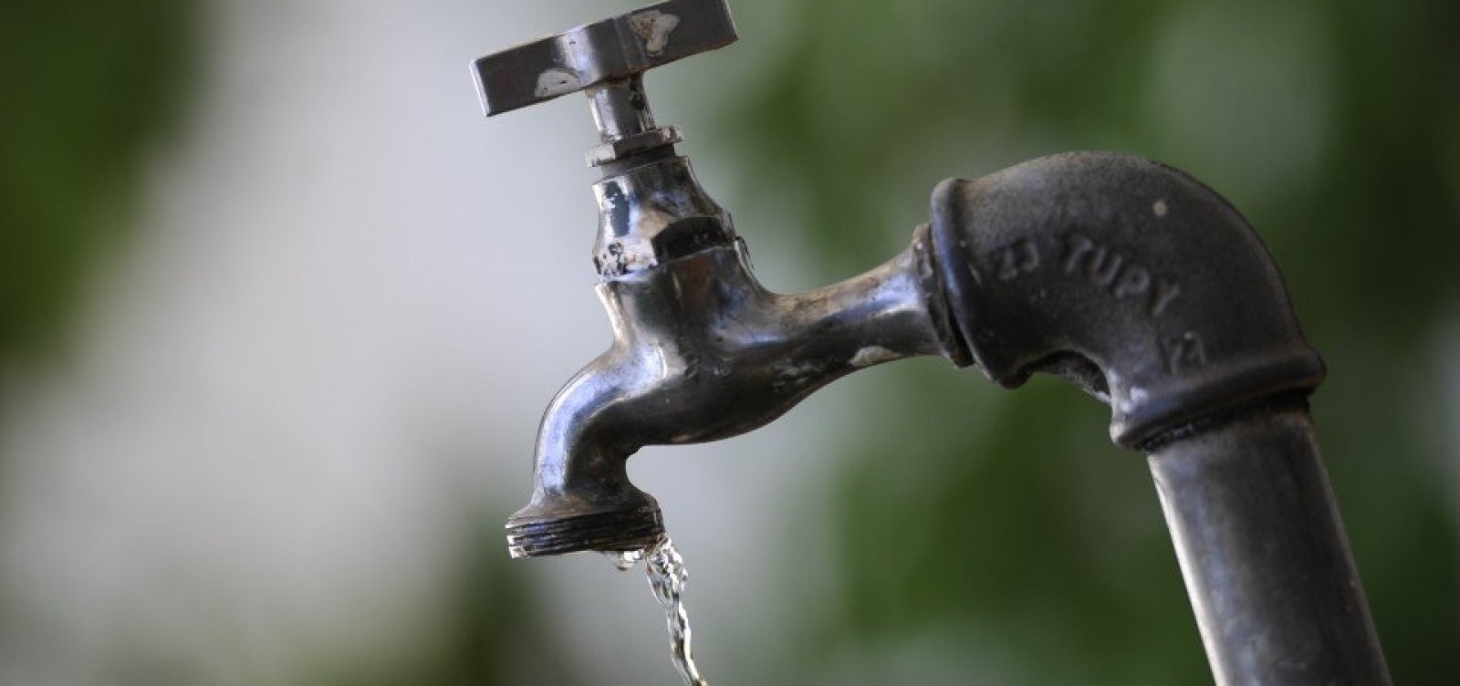Embasa interrompe fornecimento de água em Pernambués, Cabula e outras quatro localidades
