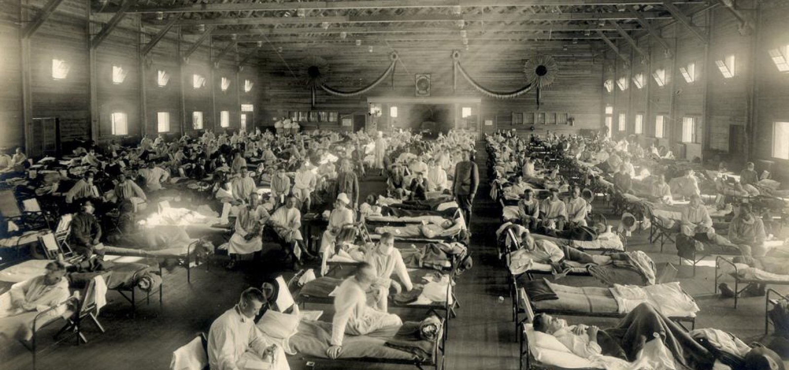 Coronavírus e gripe espanhola: fotos antigas mostram semelhanças durante pandemias