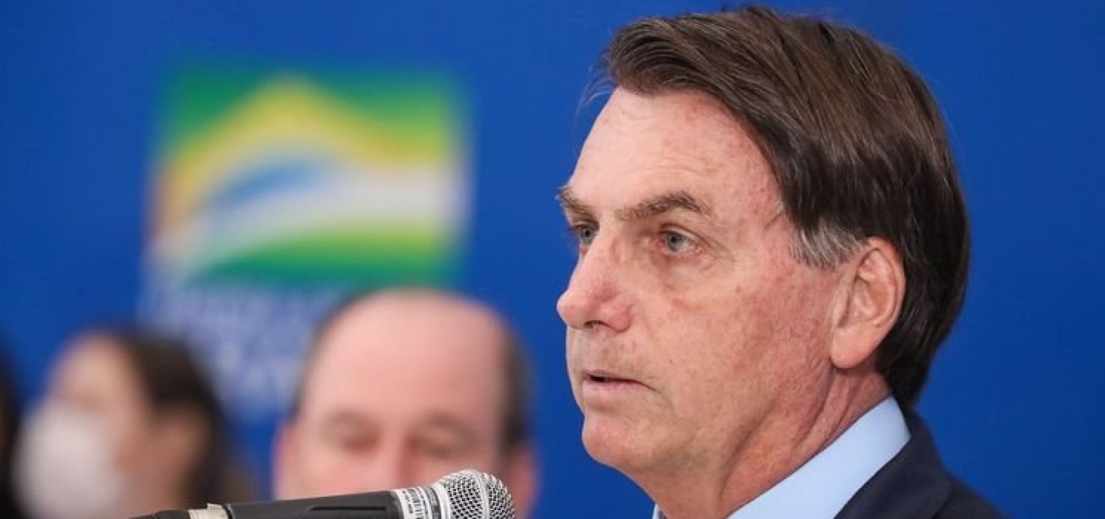 Depois de anunciar sanção, Bolsonaro diz que espera MP para oficializar auxílio de R$ 600