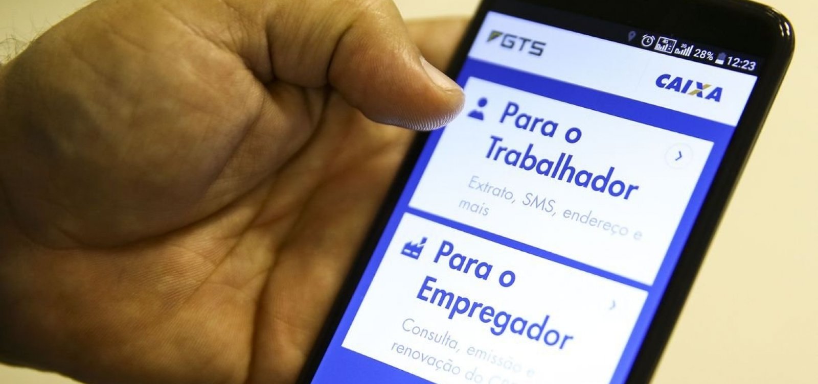 Caixa Econômica Federal lançará na terça-feira aplicativo para cadastro em renda emergencial