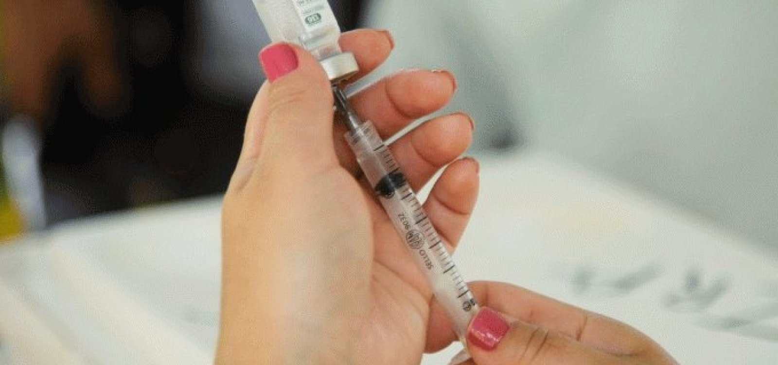 Cerca de 41 vacinas contra coronavírus estão sendo desenvolvidas