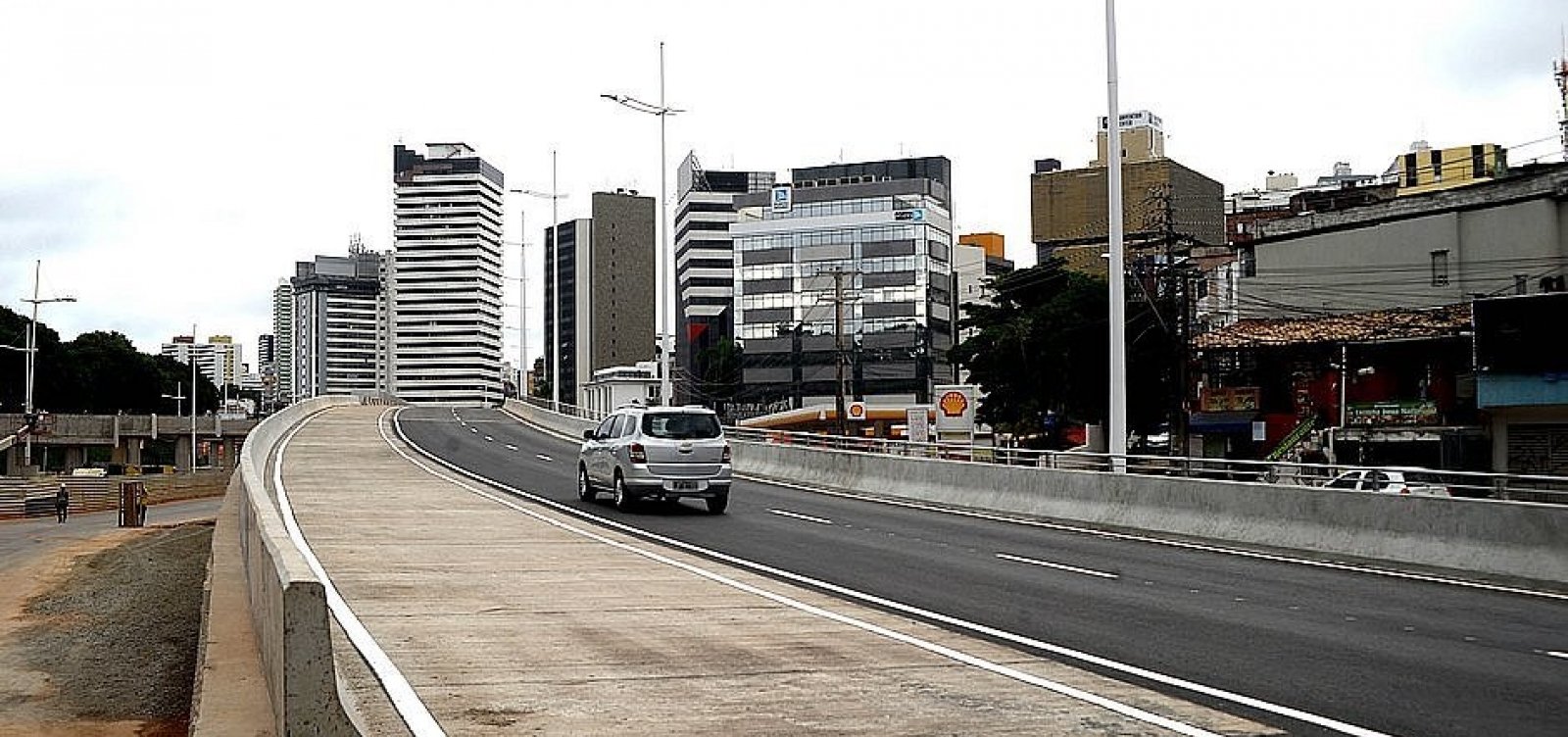 Novo trecho das obras do BRT em Salvador é inaugurado