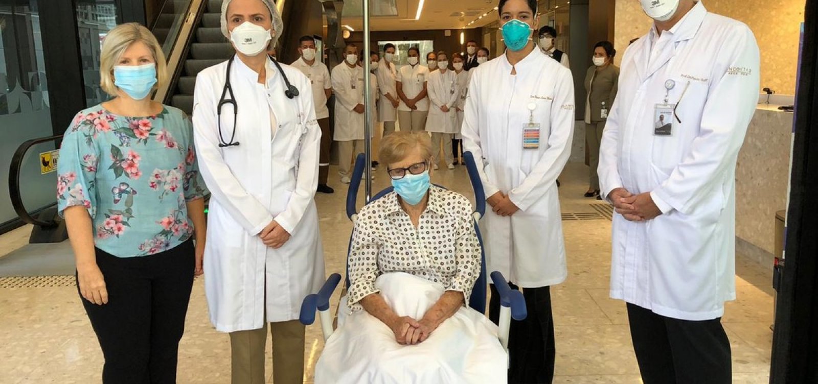 Idosa de 97 anos é uma das pessoas mais velhas a se curar do Covid-19 no Brasil