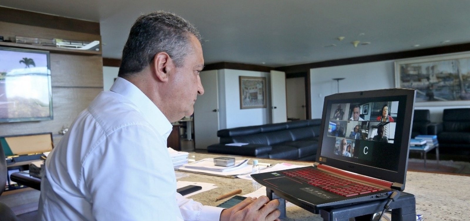 Rui Costa anuncia que policlínicas regionais voltarão a atender de forma progressiva