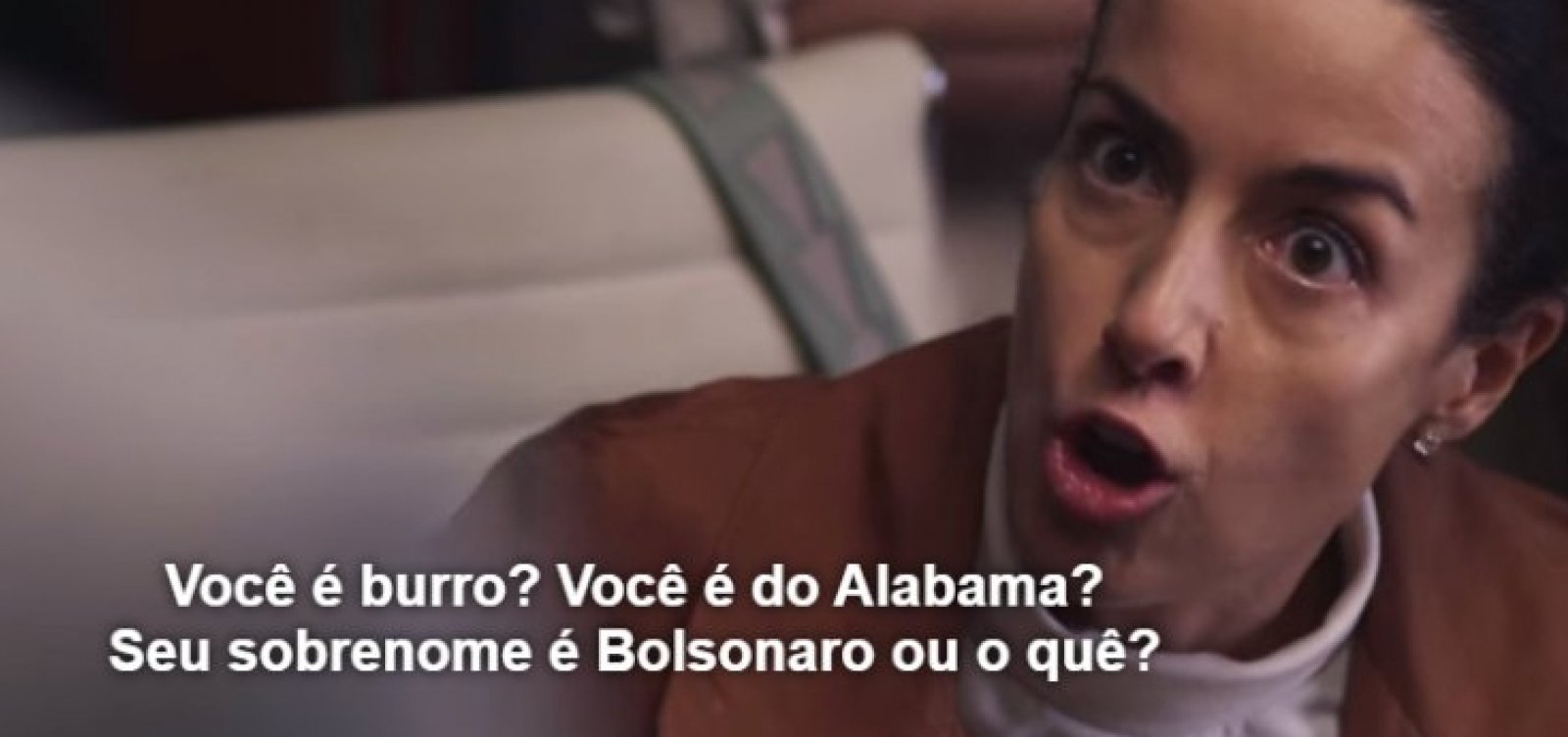 Série da Netflix usa nome 'Bolsonaro' como sinônimo de 'burro' 